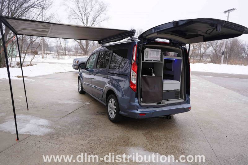 2022 Ford Transit Connect Titanium's photo